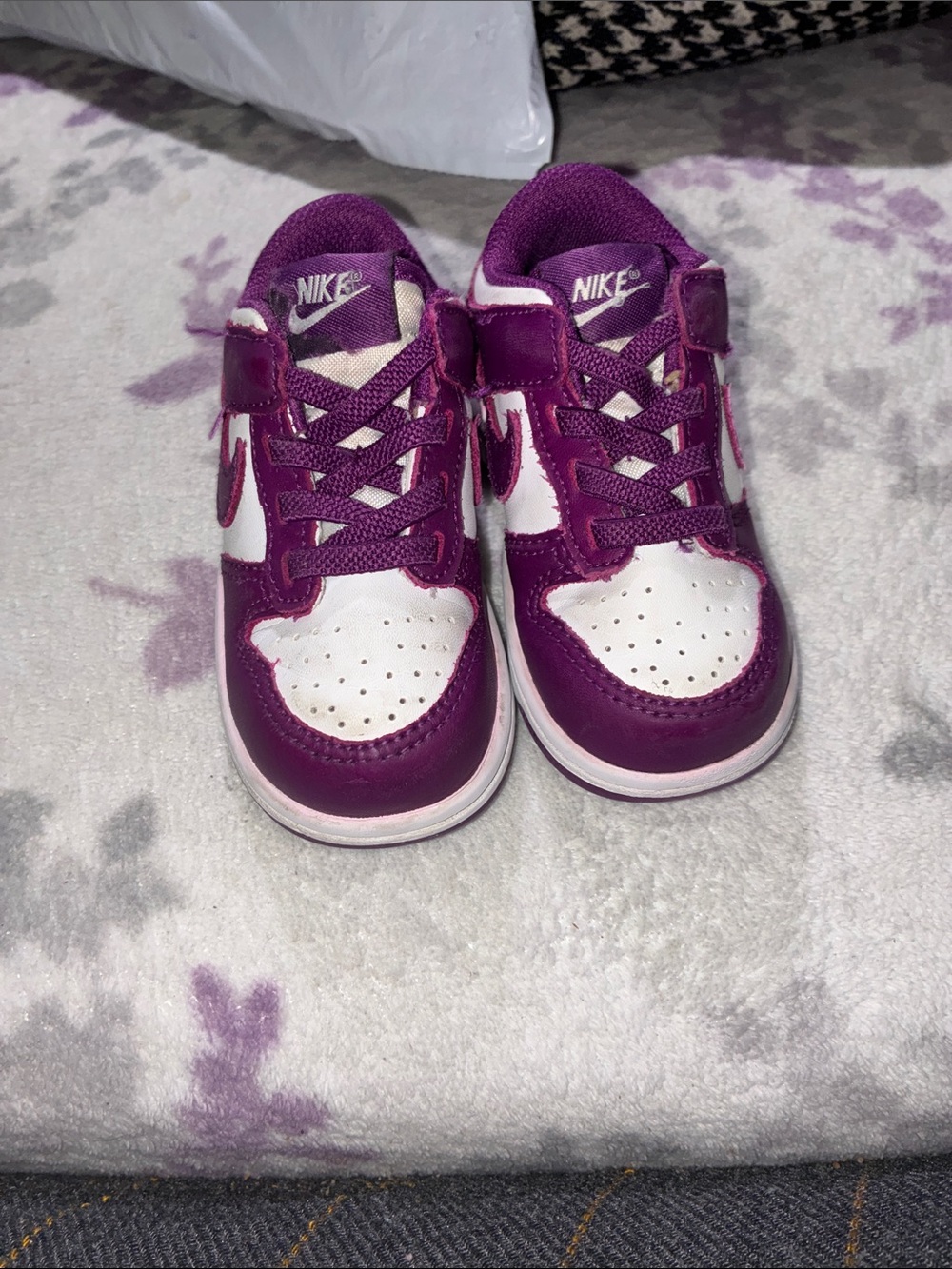 Nike Kids Purple and White Low-Top Sneakers with Velcro Strap